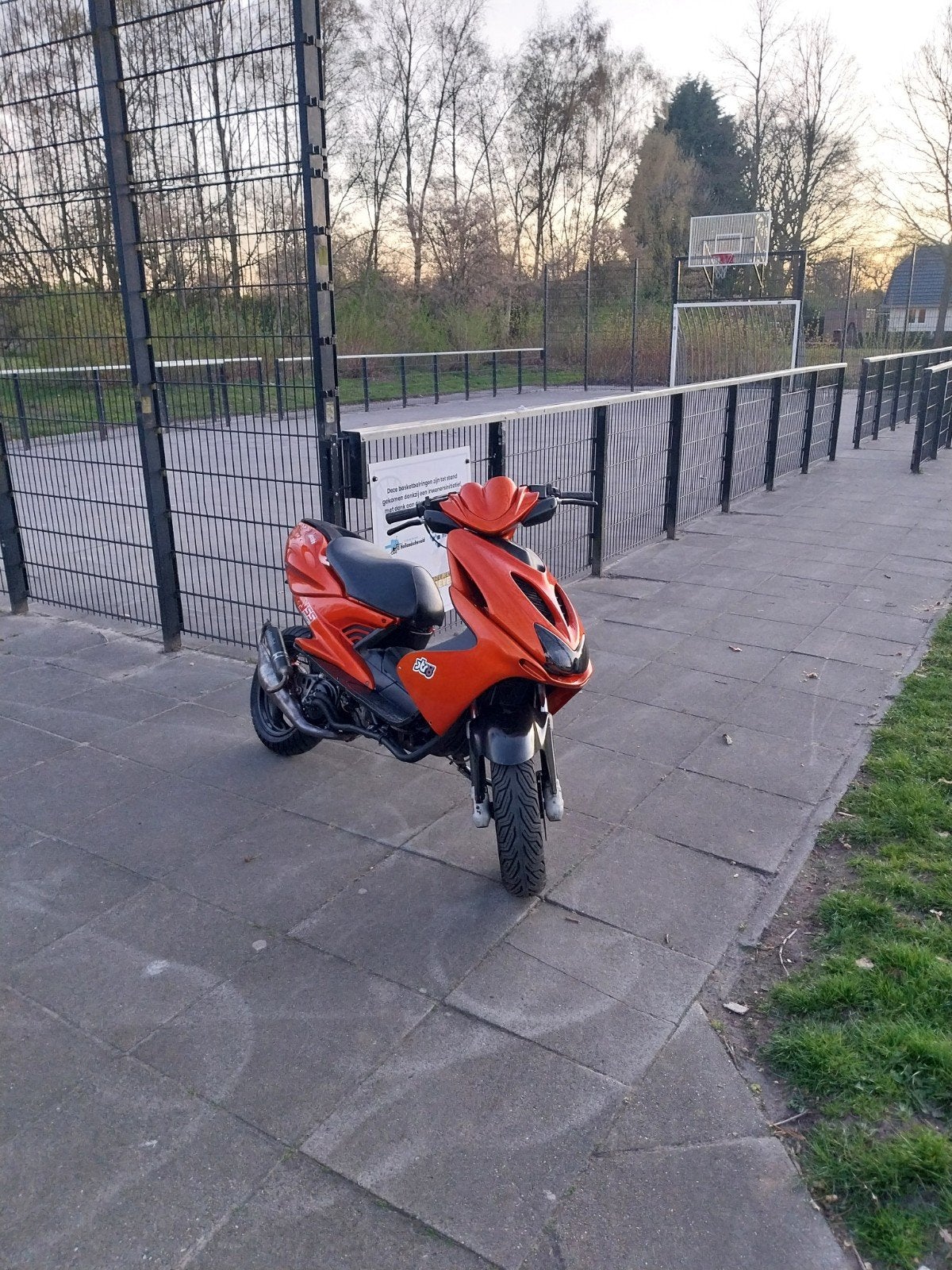 Gezocht aerox frame, Ophalen, Zo goed als nieuw, Aerox