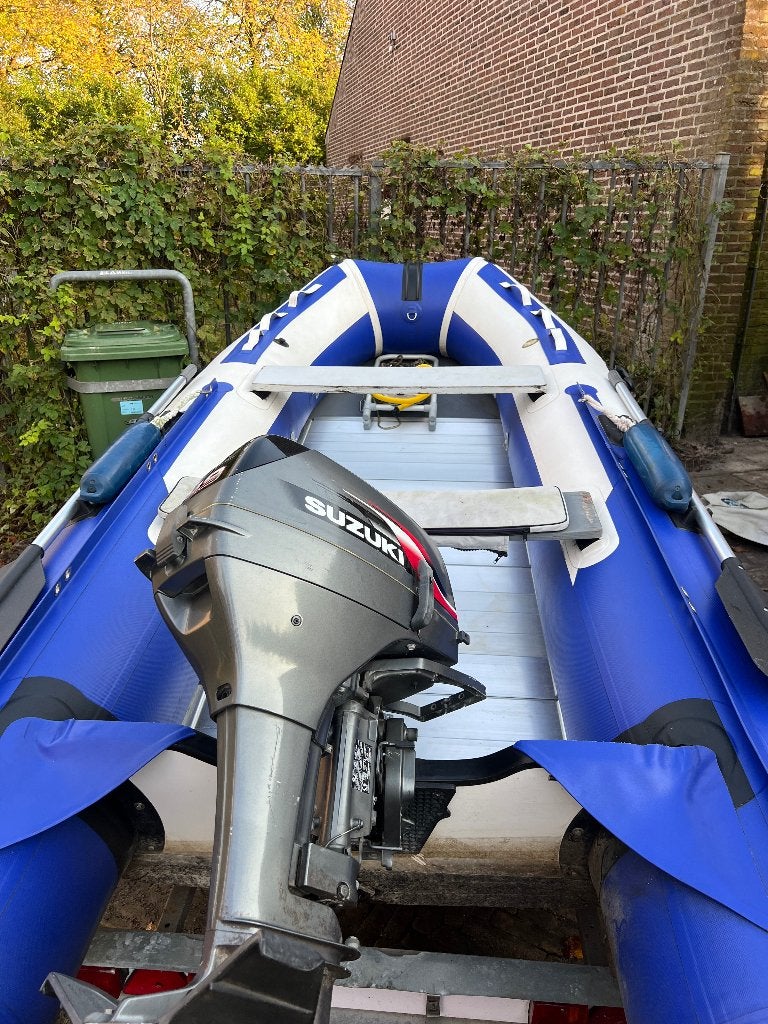 Hibo rubberboot, Watersport en Boten, Rubberboten, Gebruikt, Hibo, Aluminium, Afdekzeil, Brandstoftank, Inclusief motor, Inclusief trailer