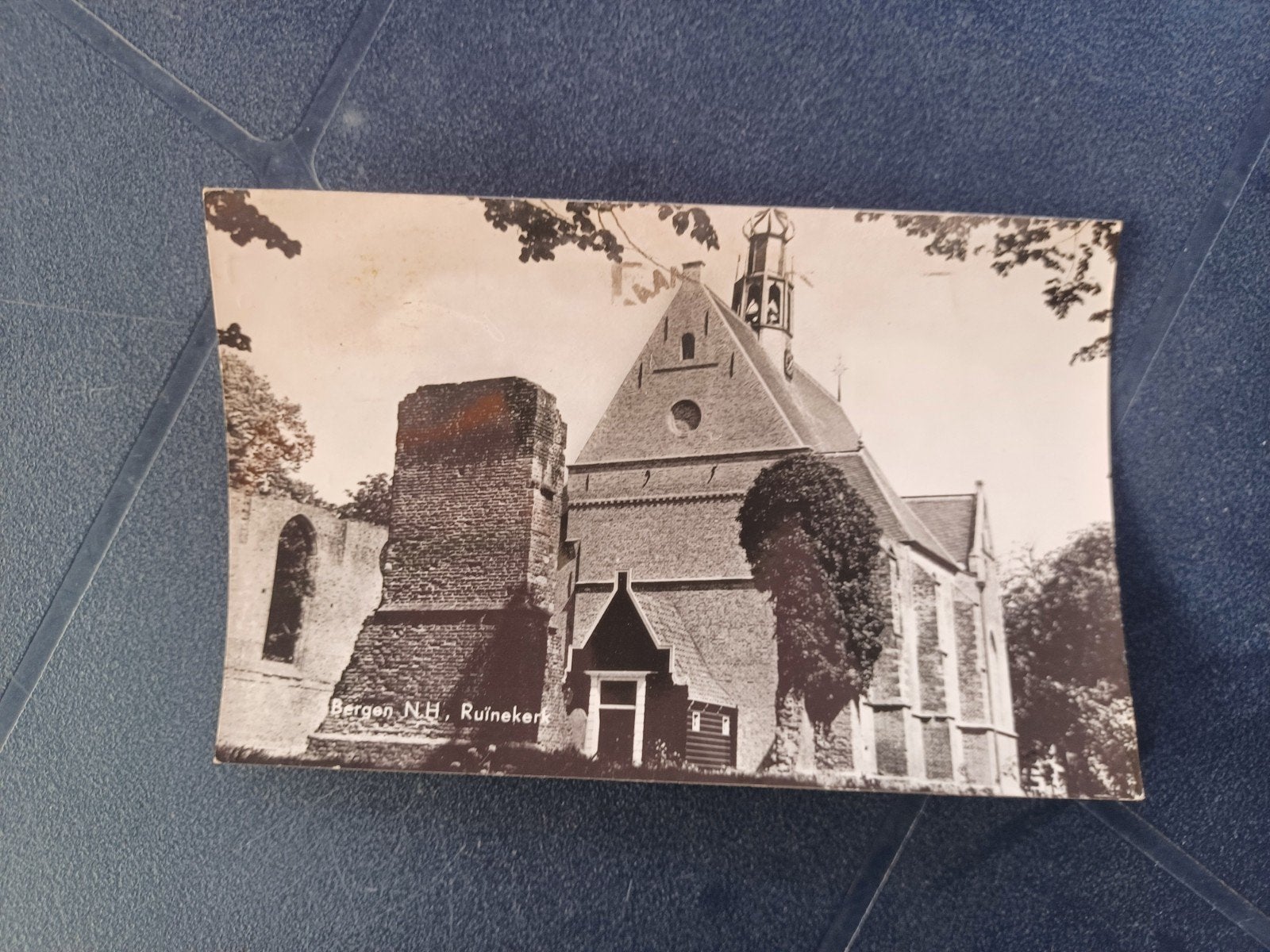 Bergen (NH) Ruïnekerk 1964, Ophalen of Verzenden, 1960 tot 1980, Noord-Holland