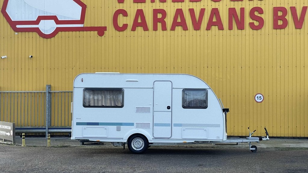 Adria Aviva 422 PY, Caravans en Kamperen, Caravans, Schokbreker, Bedrijf, Adria, 4 tot 5 meter