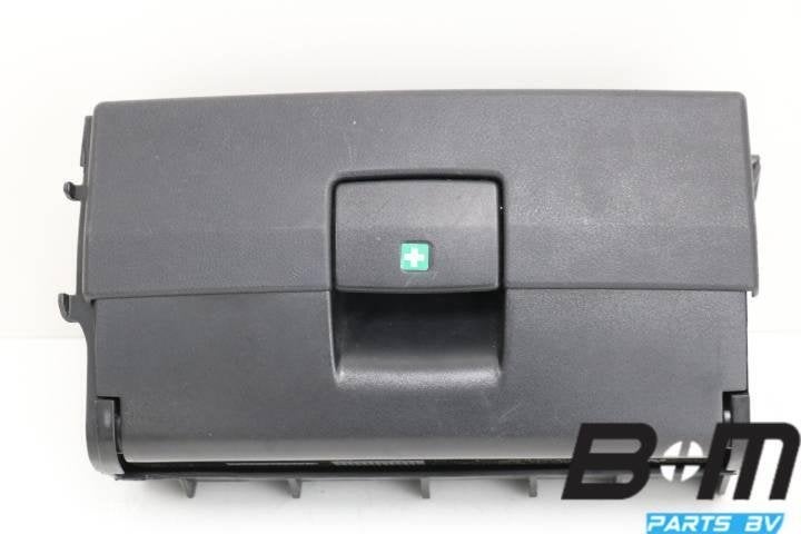 Bakje onder stoel rechts Audi A3 8P 8P0881578, Auto-onderdelen, Interieur en Bekleding, Gebruikt