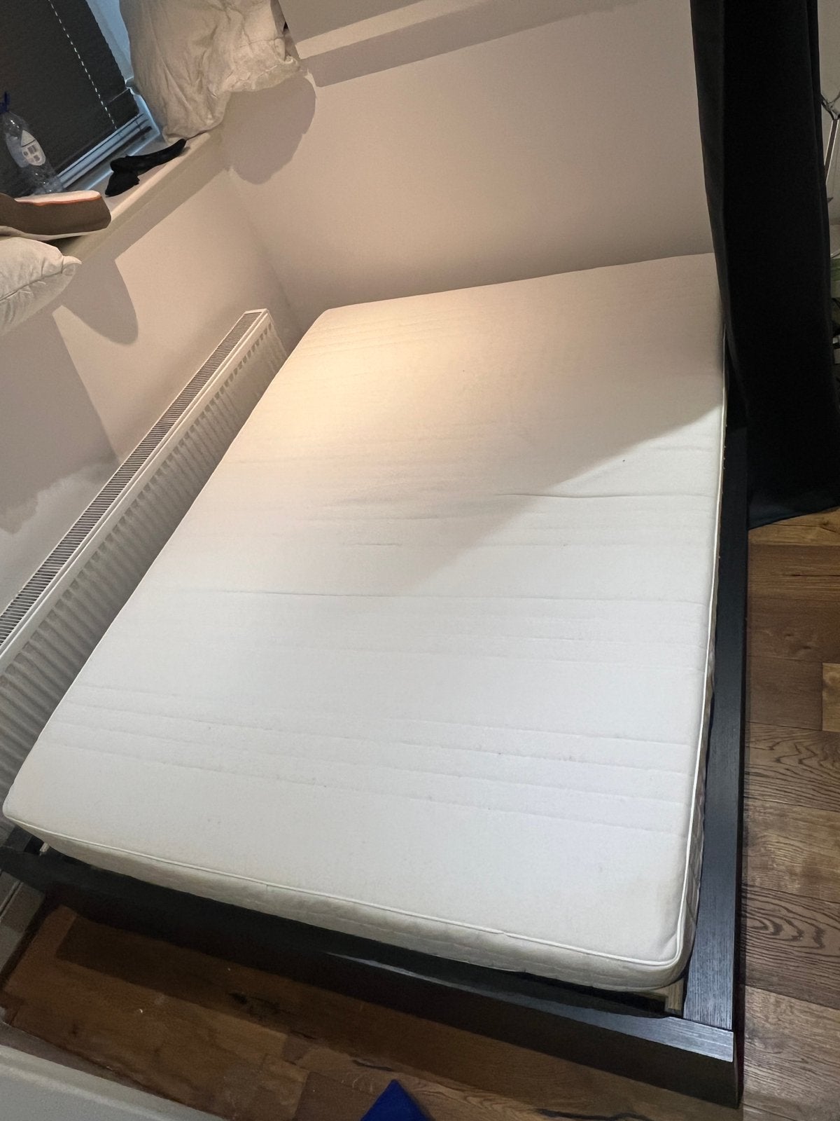 Ikea bed zwart inclusief matras, Huis en Inrichting, Ophalen, Zwart, Tweepersoons, 140 cm