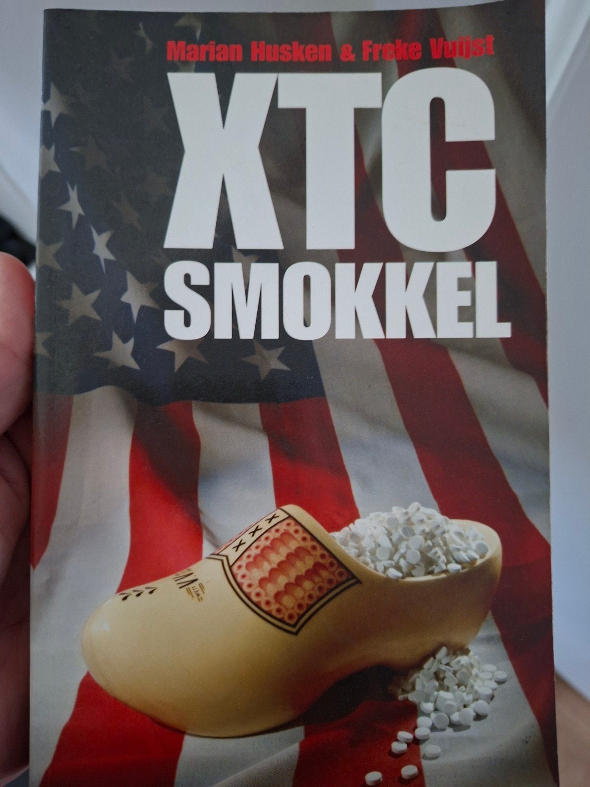 XTC Smokkel - Marian Husken & Frake Vliest, Ophalen of Verzenden, Gelezen, Marian Husken & Frake Vliest, Nederland