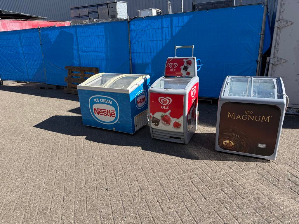 Diverse Ijsvriezers: Magnum, Ola, Nestlé - Horeca, Vrieskist, Gebruikt, 160 cm of meer, Ophalen of Verzenden