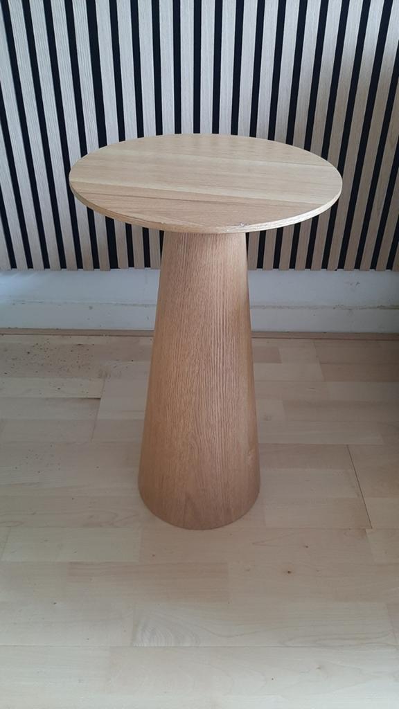 Cone bijzettafel Kwantum, Minder dan 55 cm, Rond, Zo goed als nieuw, Ophalen