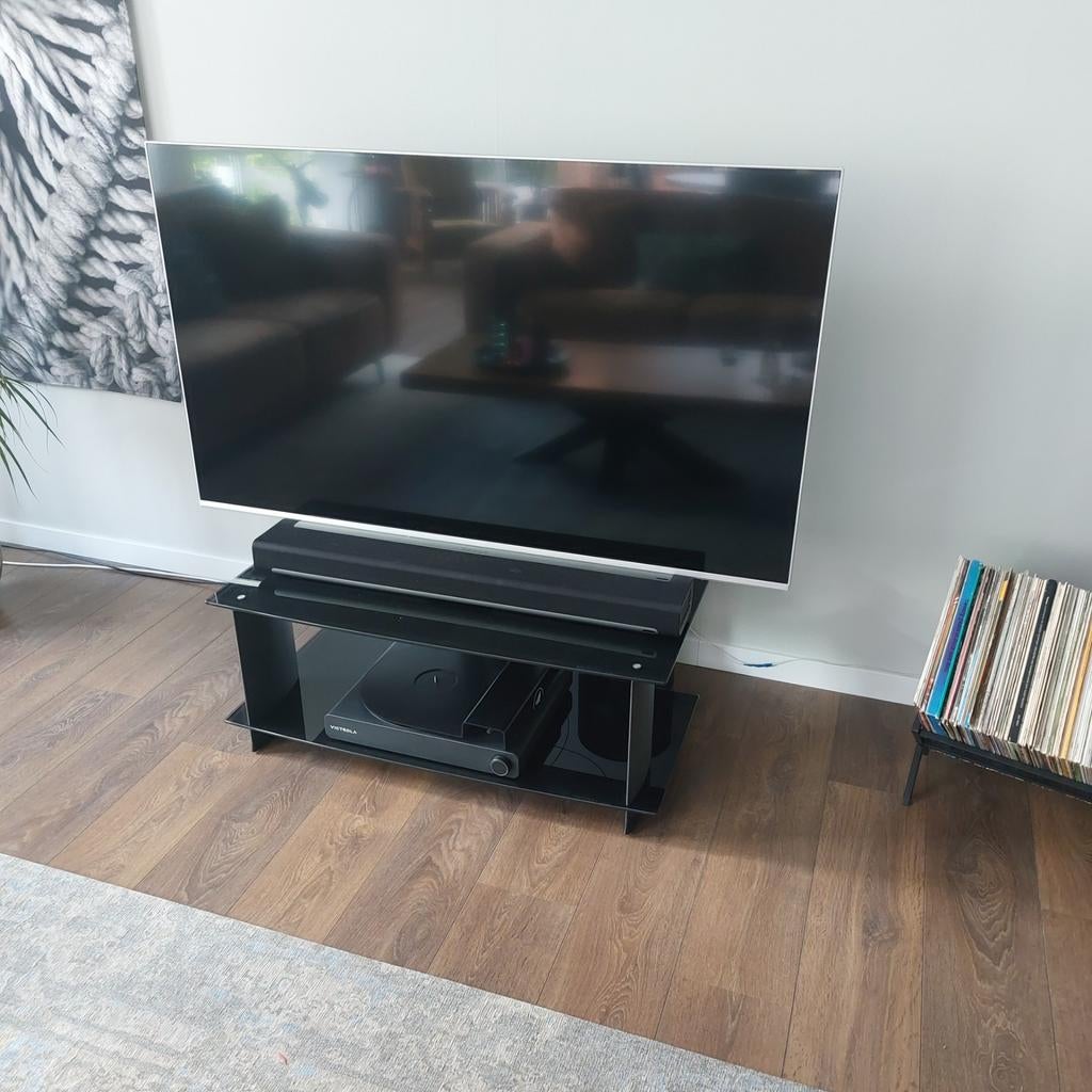 TV-meubel met beugel en glazen planken, Gebruikt, 100 tot 150 cm, 100 tot 150 cm, Ophalen of Verzenden