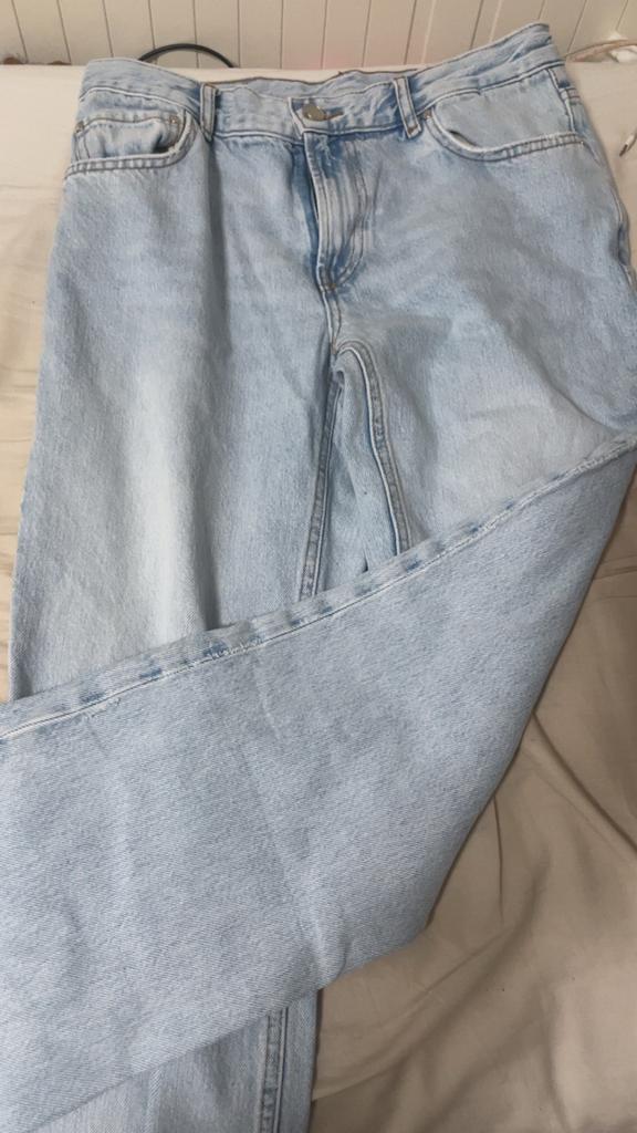 Zara Jeans - Lichtblauwe denim (EUR 36), Ophalen, Nieuw, Blauw, W28 - W29 (confectie 36)