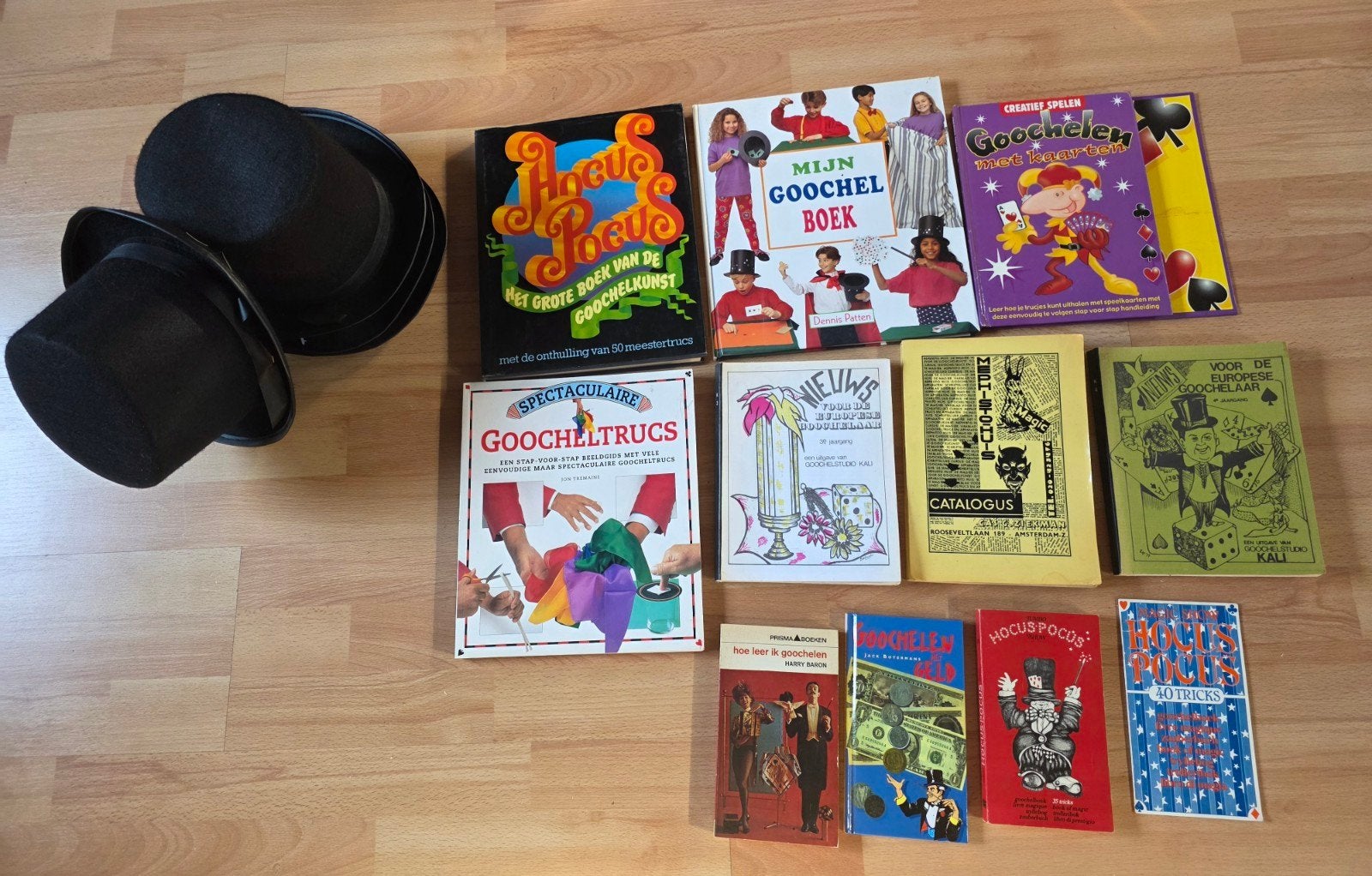 Collectie goochelboeken en hoge hoeden (uitzoeken per stuk), Boeken, Hobby en Vrije tijd, Ophalen of Verzenden, Gelezen, Overige onderwerpen