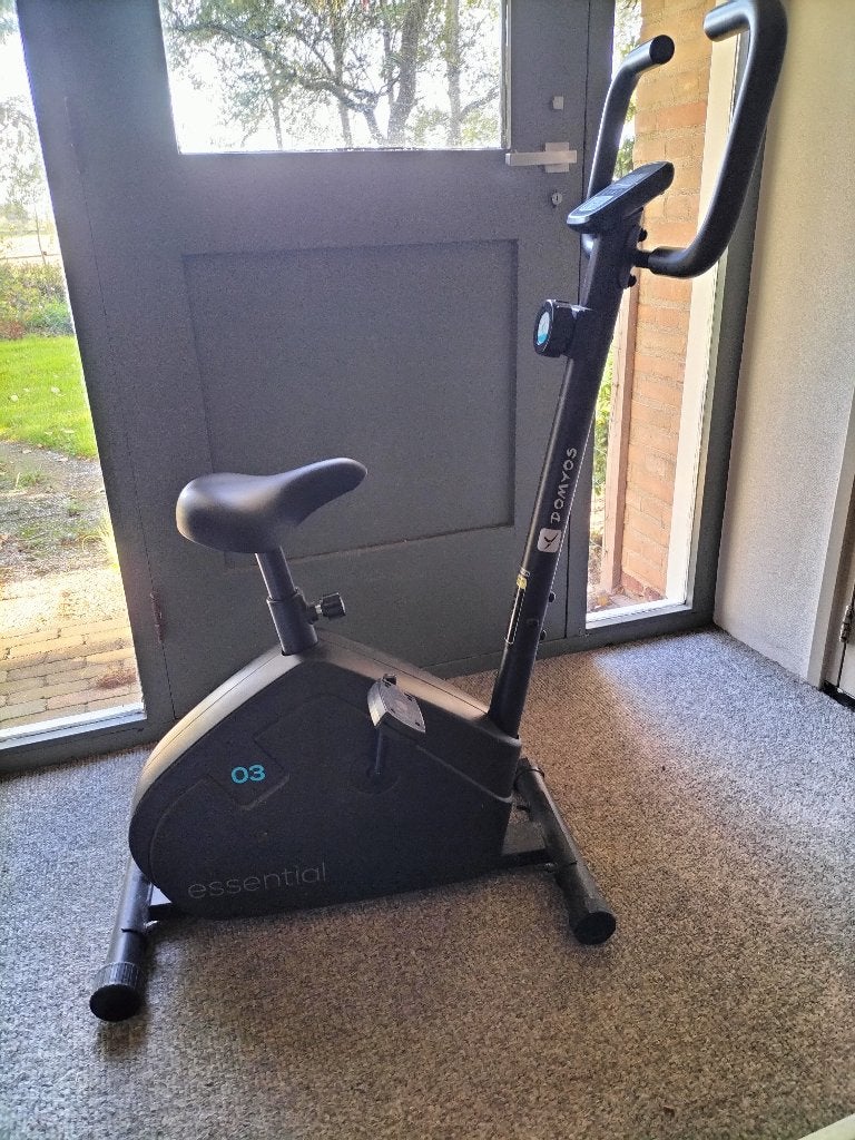 Domyos Essential 03 Hometrainer - weinig gebruikt, Ophalen, Zo goed als nieuw, Metaal, Benen