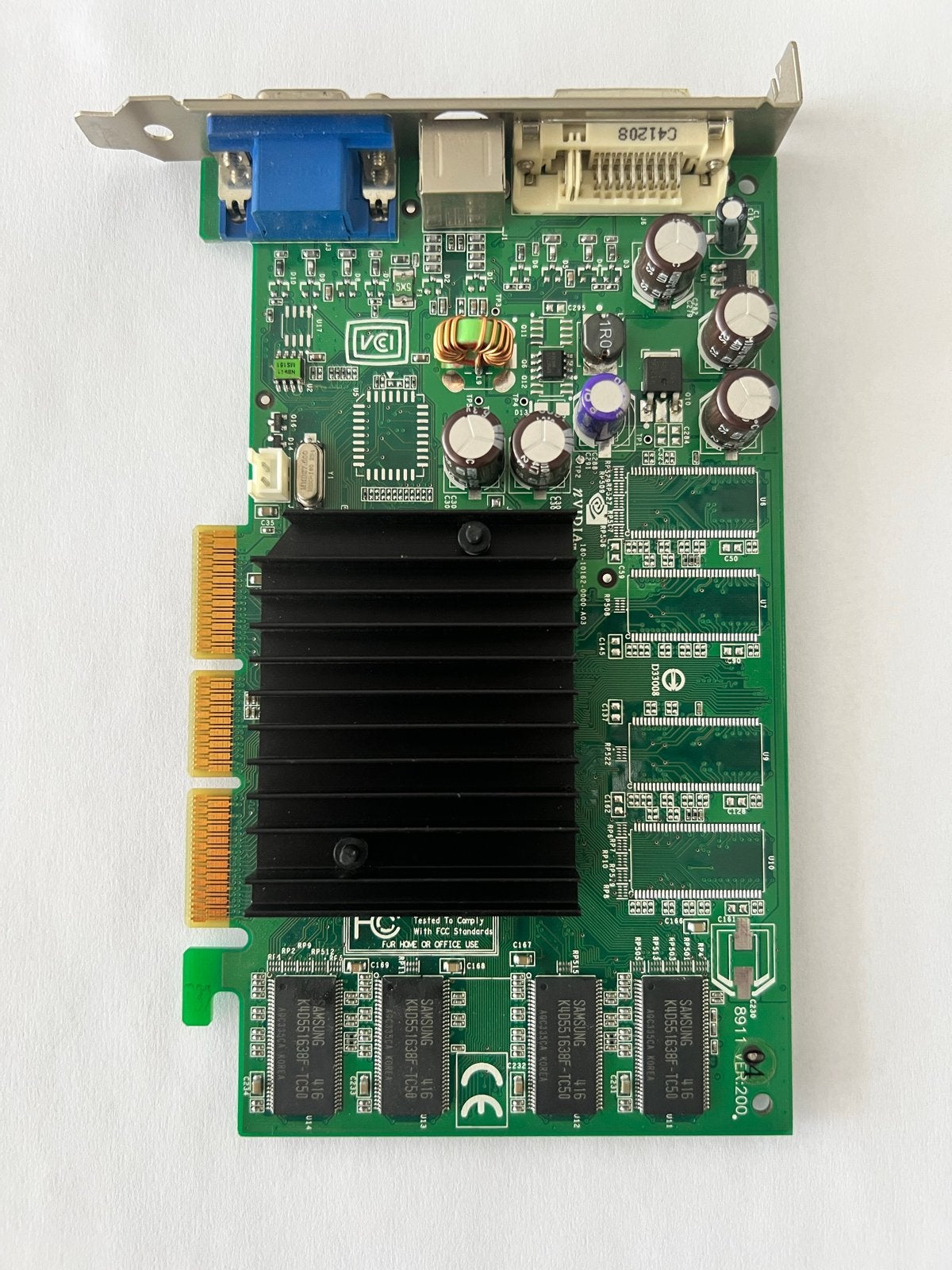 NVIDIA GeForce FX5200 videokaart DVI VGA, Gebruikt, GDDR, VGA, Ophalen of Verzenden