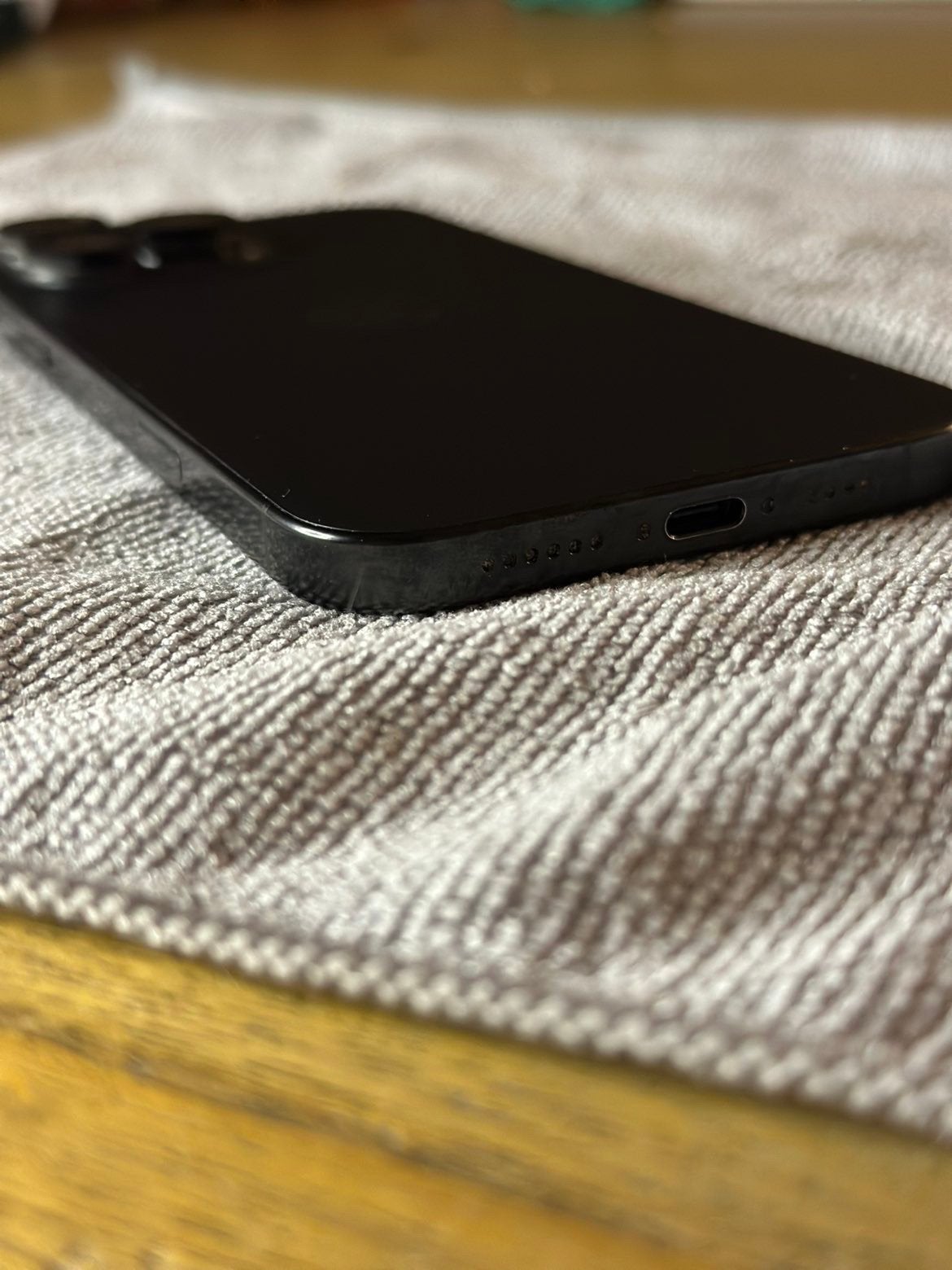 Foto 5 van Iphone 16 pro max 256GB