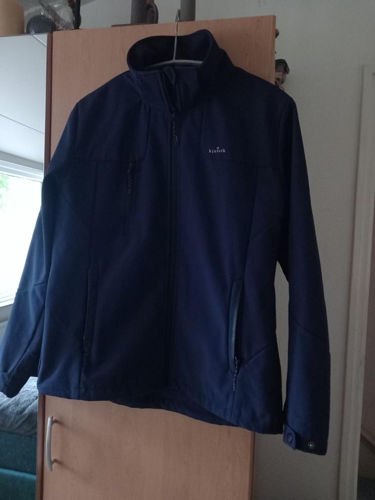 Prachtige soft shel jas,van kjelvik maat 46 dames, Ophalen of Verzenden, Nieuw, Maat 46 (S) of kleiner, Zwart