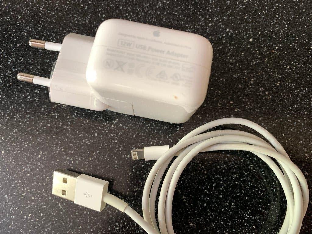 Apple 12W usb power adapter, Telecommunicatie, Mobiele telefoons | Telefoon-opladers, Lightning, Adapter, Apple, Apple