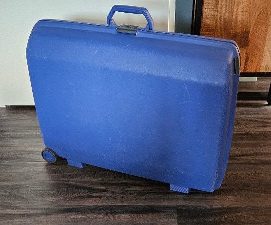 Blauwe Samsonite koffer, harde schaal, Ophalen, Hard kunststof, Slot, Zo goed als nieuw
