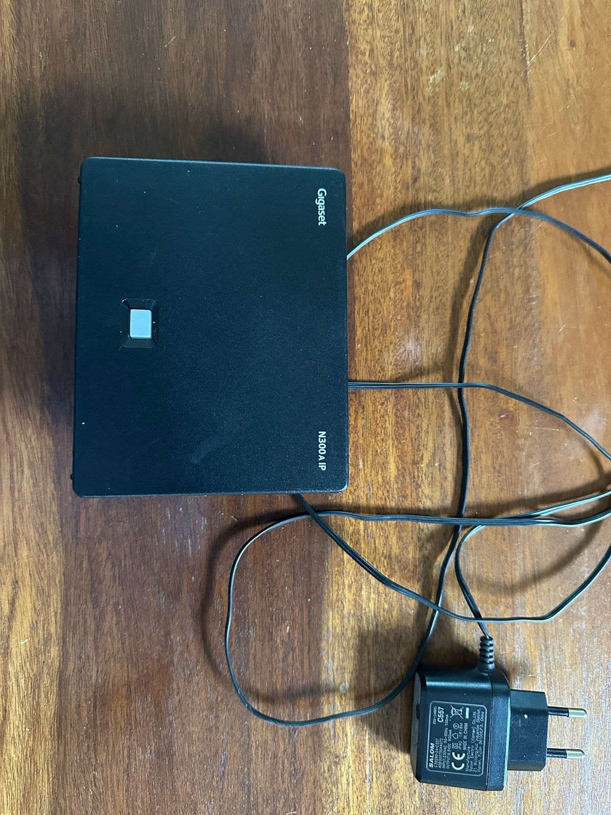 Gigaset N300A IP DECT Basisstation met 3 handsets, Ophalen, Gebruikt, 1 handset