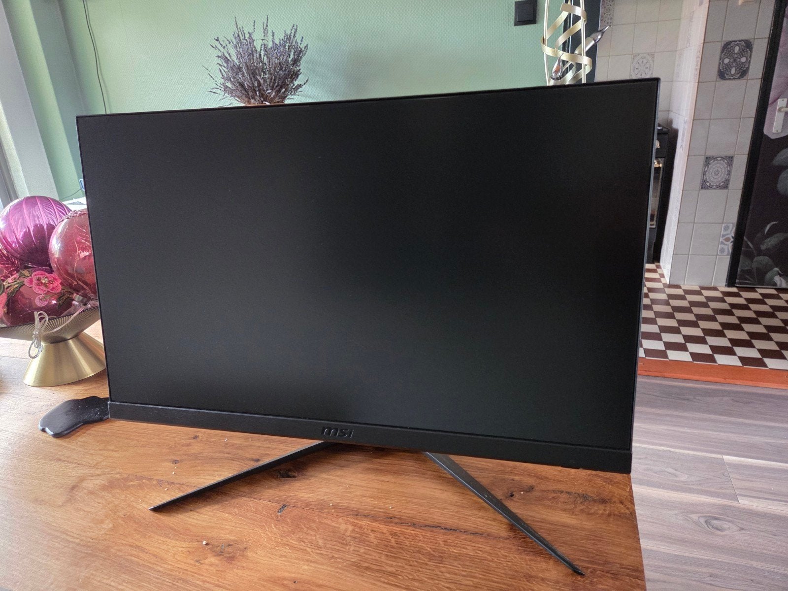 MSI Optix G241VC Gaming Monitor - 24 inch (61cm), Ophalen, Full HD, 101 t/m 150 Hz, Gaming
