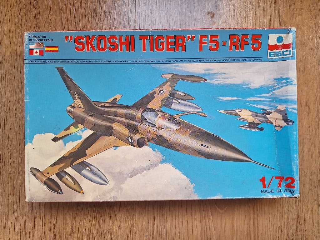 1:72 1/72 ESCI “Skoshi Tiger” F5 – RF5, Overige merken, 1:72 tot 1:144, Ophalen of Verzenden, Zo goed als nieuw