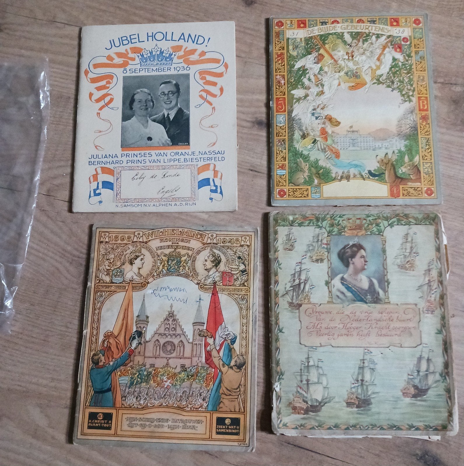 4 oude schoolschriftjes 📗📔jaren 1938-1948, Boeken, Ophalen of Verzenden, Gelezen, Plaatjesalbum