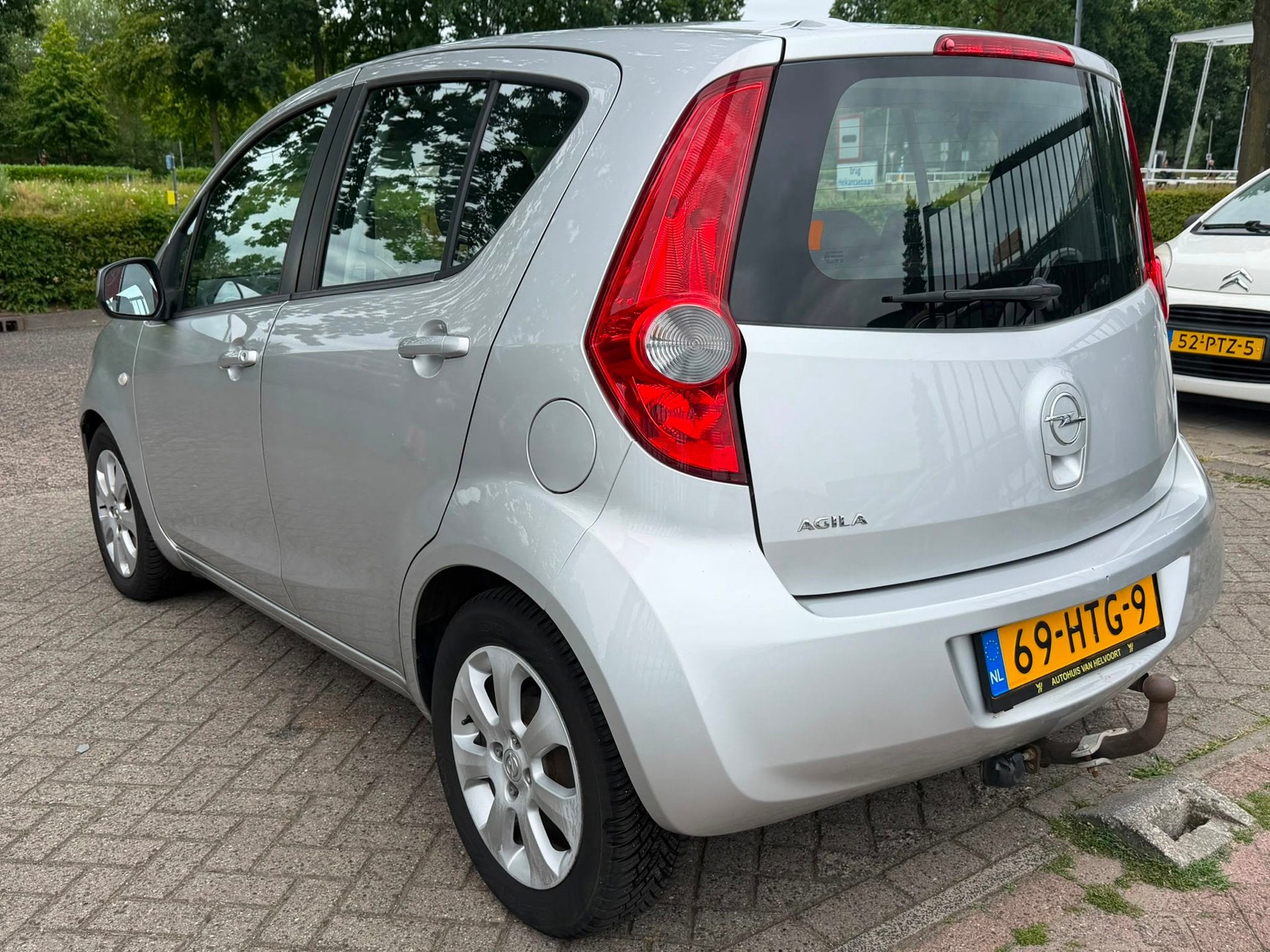 Opel Agila 1.2 Enjoy Automaat trekhaak airco elektrische ram, Auto's, 86 pk, 4 cilinders, Origineel Nederlands, Bedrijf