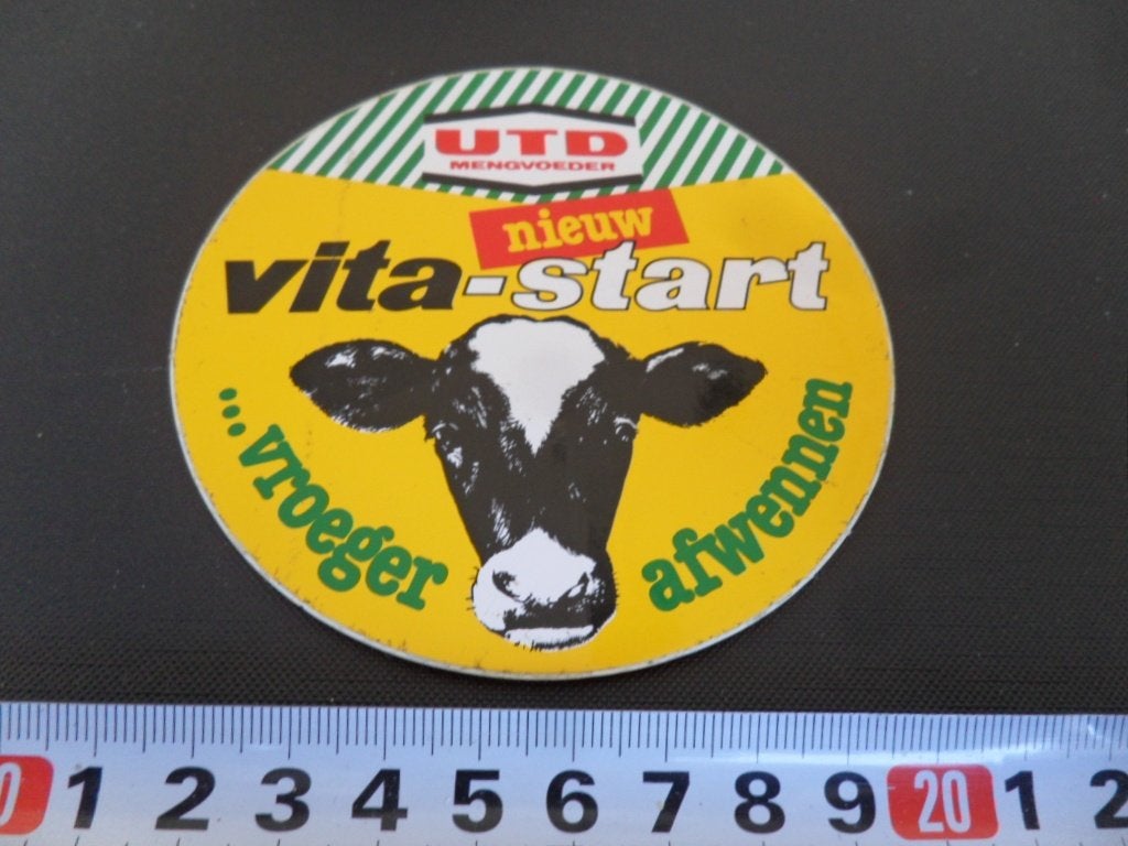 sticker UTD mengvoeder VITA-START Vroeger afwennen, Ophalen, Zo goed als nieuw