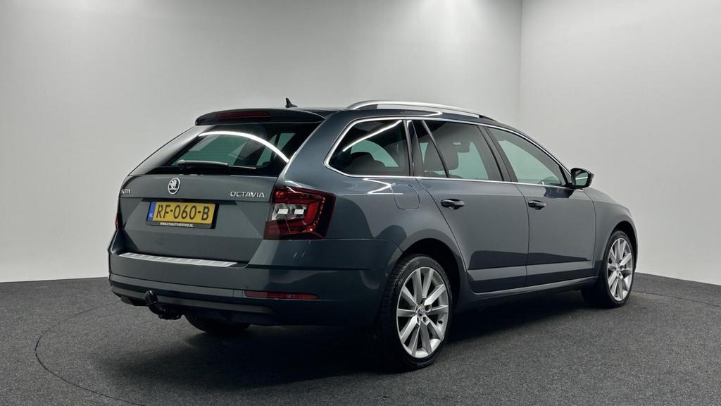 Skoda Octavia Combi 1.4 TSI Greentech Style Business PANO TR, Auto's, Skoda, Gebruikt, Autotrust, 1500 kg, Octavia