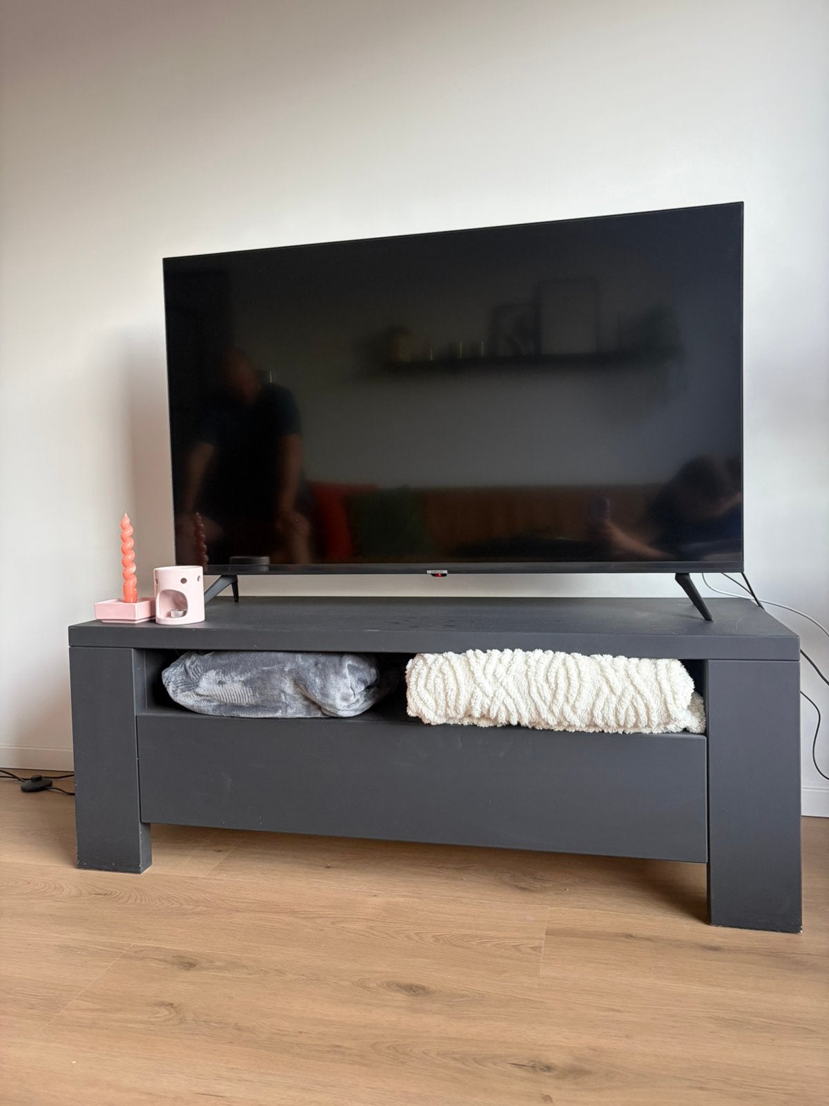 GRATIS TV meubel zwart, Ophalen, Gebruikt, 25 tot 50 cm, Minder dan 100 cm
