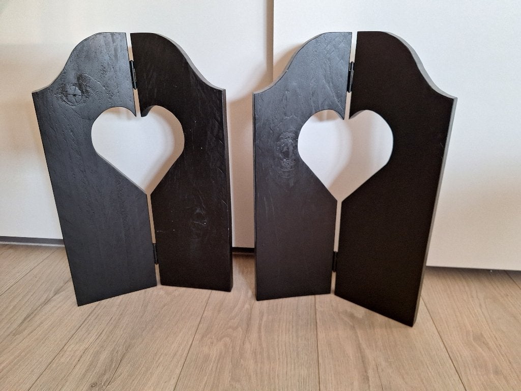 2 houten zwarte raamschermen hoogte 45cm breedte 28cm, Ophalen of Verzenden, Zo goed als nieuw, Zwart, Hout