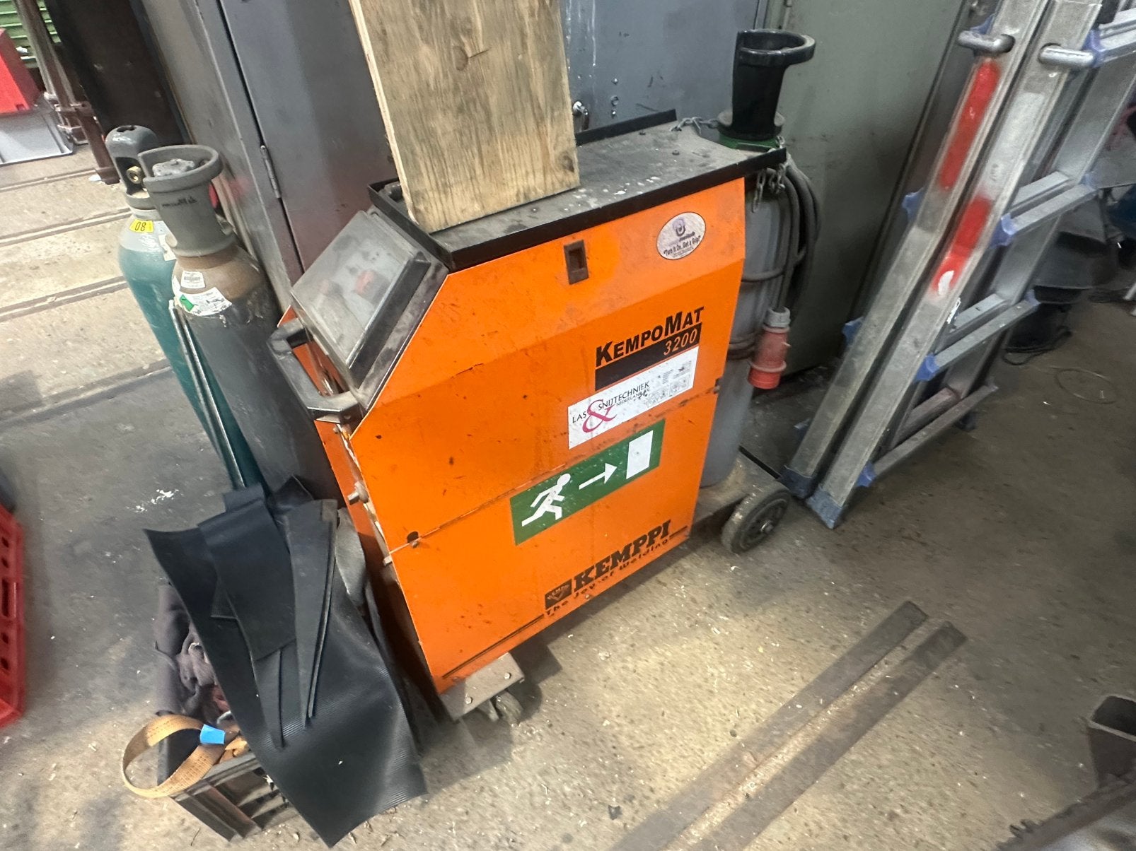 kempomat 3200 kemppi, Doe-het-zelf en Verbouw, Ophalen, Gebruikt, 250 ampère of meer, Co2
