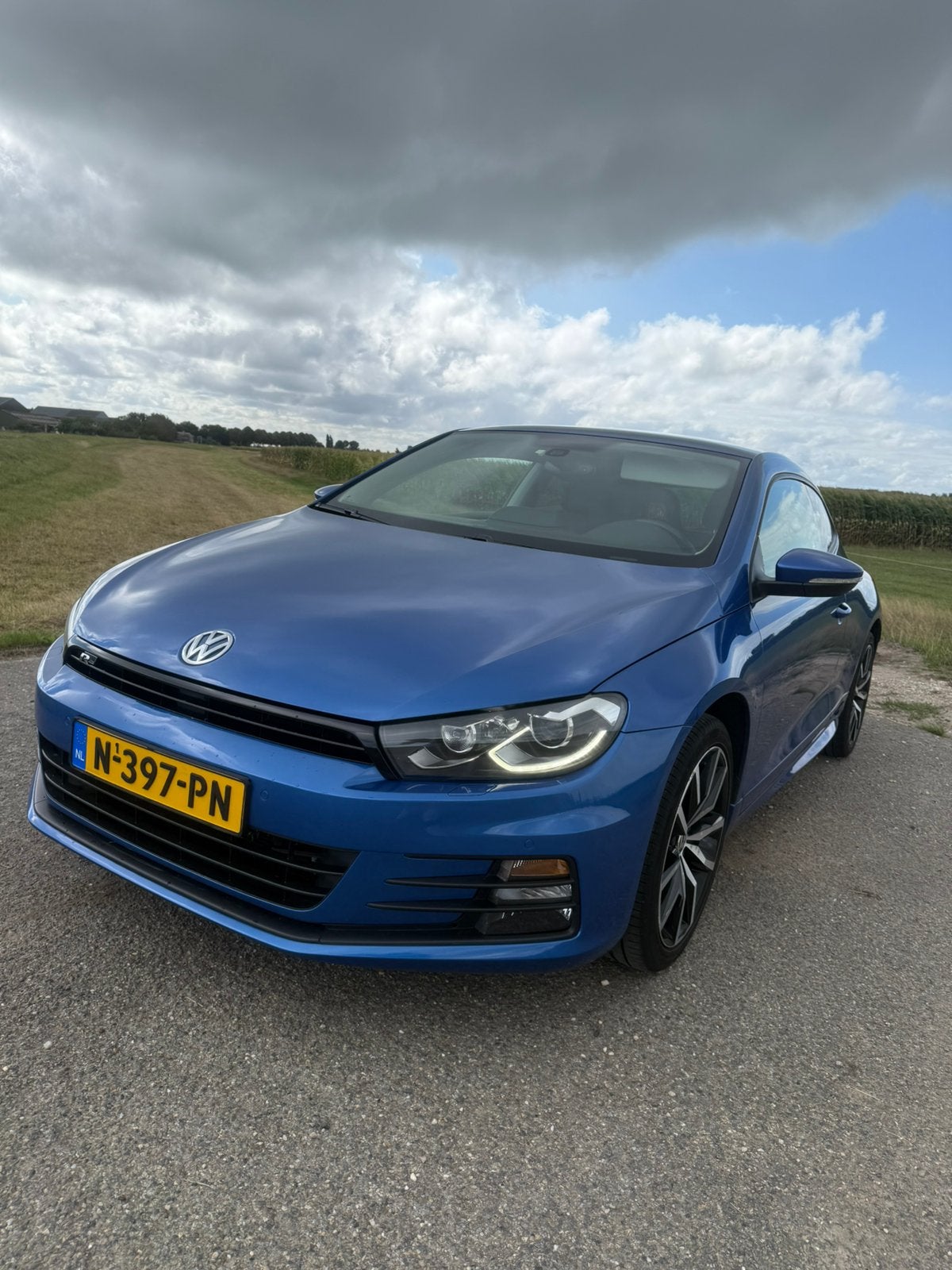 Volkswagen Scirocco R-Line 1.4 TSI 92KW 2017 Blauw, Auto's, Volkswagen, Voorwielaandrijving, Zwart, 4 cilinders, 49 €/maand