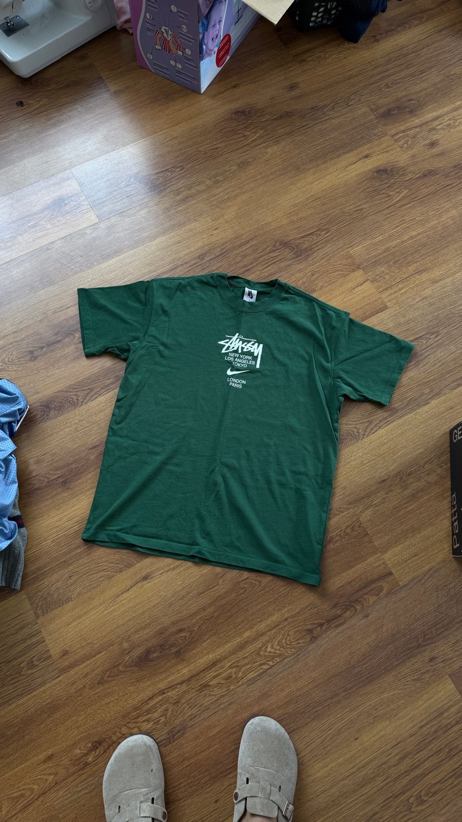 Stussy x Nike T-shirt Groen, Ophalen of Verzenden, Zo goed als nieuw, Maat 48/50 (M), Groen