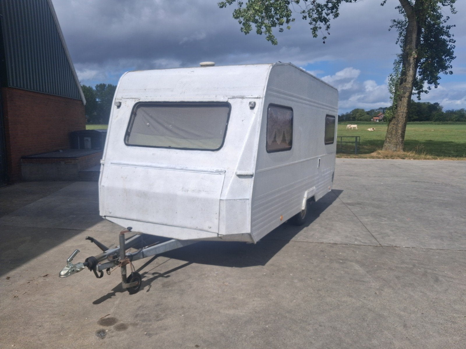 nette festival caravan, Ophalen