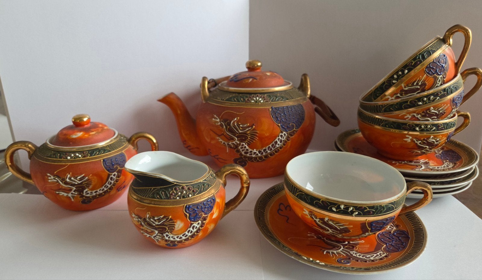Vintage Japans theeservies met drakenmotief, Antiek en Kunst, Antiek | Porselein, Ophalen