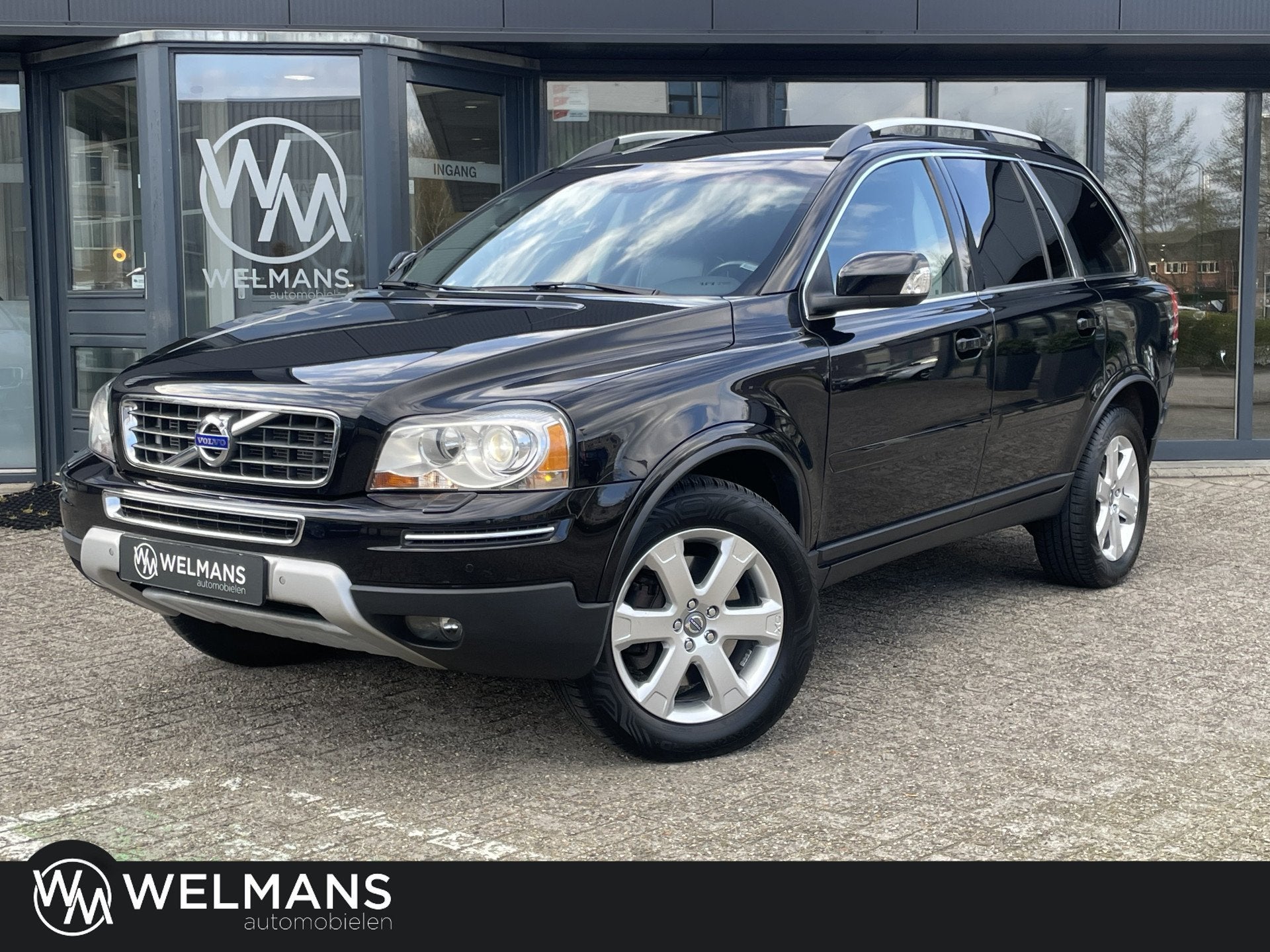 Volvo XC90 3.2 AWD Executive 7p Schuifdak l Carplay l Trekha, Gebruikt, Zwart, 7 stoelen, Zwart