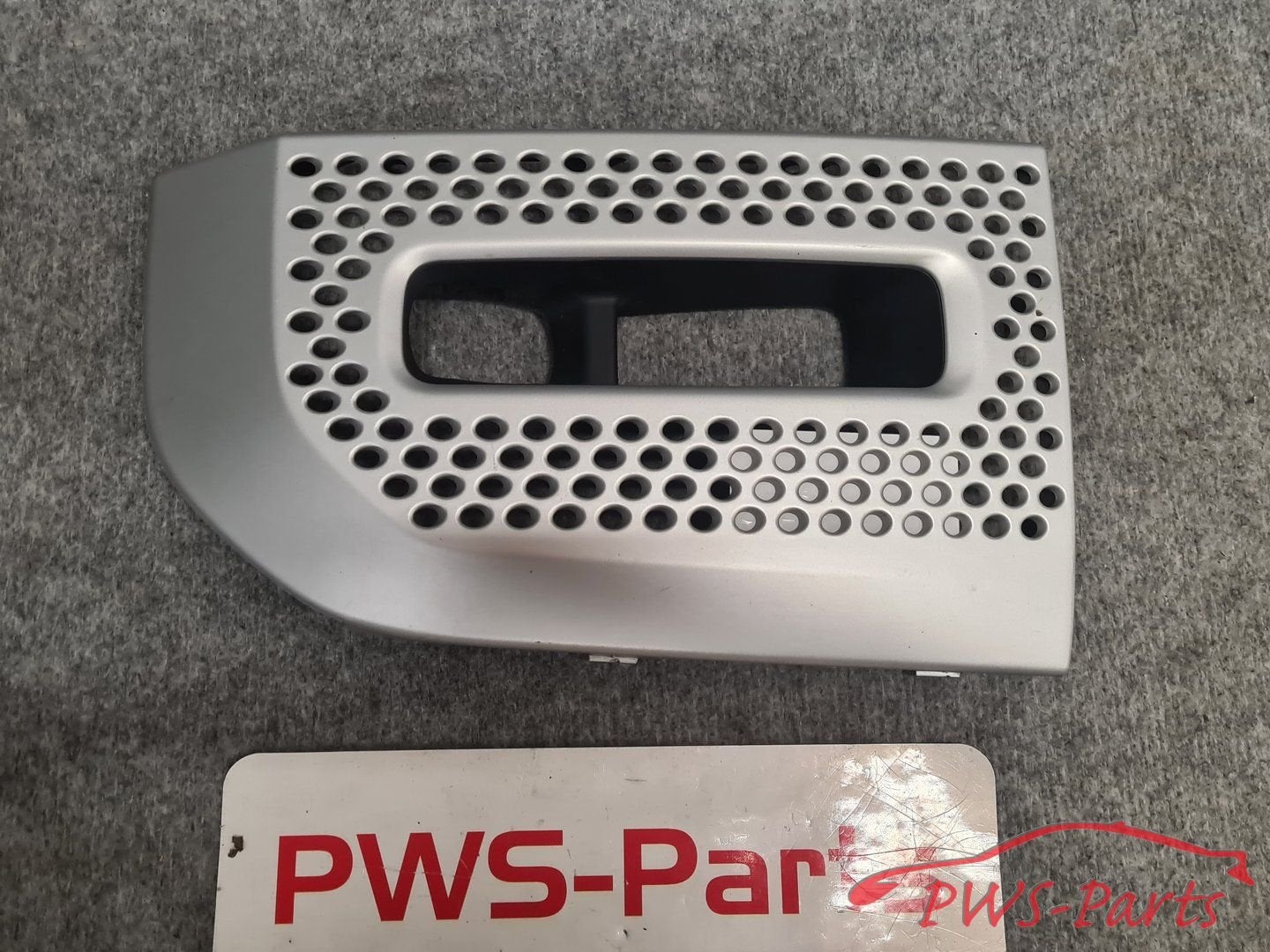 LAND ROVER DEFENDER L663 ROOSTER GRILL VOORBUMPER ORIGINEEL, -, -, Ophalen of Verzenden, -
