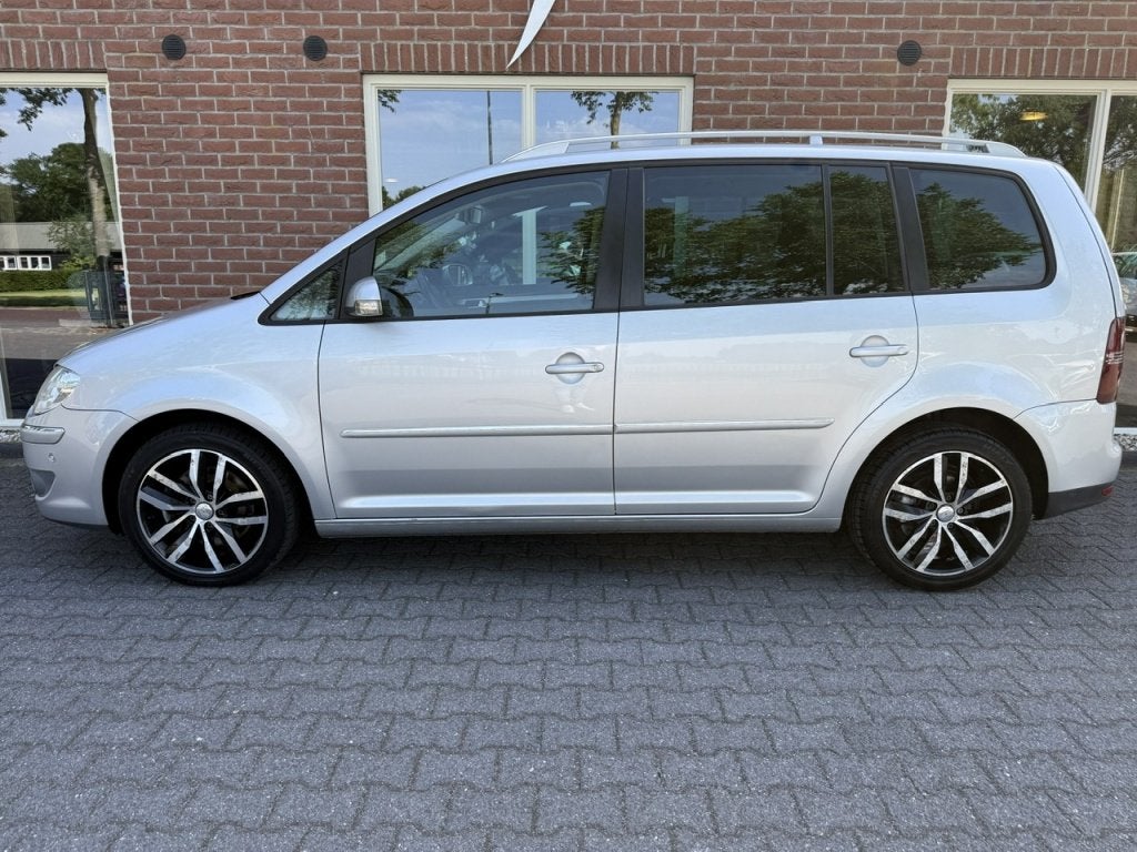 Volkswagen Touran 1.4 TSI Highline 170PK VERKOCHT! AUTOMAAT, Auto's, Volkswagen, Stof, Gebruikt, Zwart, 4 cilinders