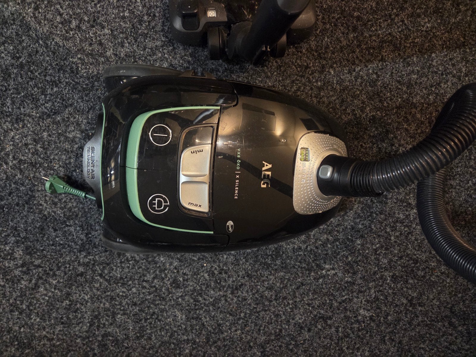 AEG VX8-4-ECO Stofzuiger - Krachtig en Stil, Stofzak, Gebruikt, Ophalen of Verzenden, Sledestofzuiger