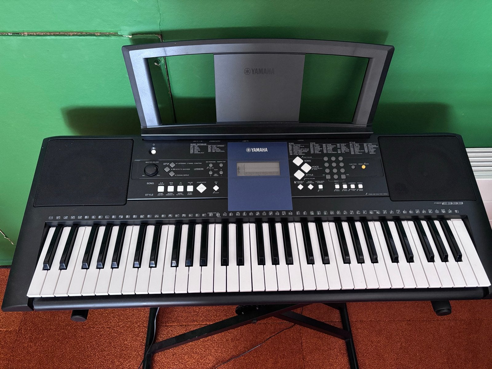 Yamaha PSR-E333 Keyboard - Zo goed als nieuw, Ophalen, 61 toetsen, Yamaha, Zo goed als nieuw