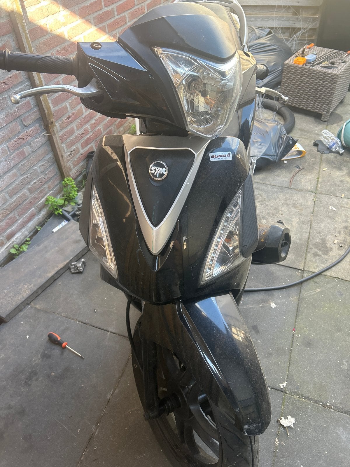 Sym Symphony ST 50cc - Veel schade, niet rijklaar, Gebruikt, Overige modellen, Maximaal 45 km/u, Ophalen of Verzenden