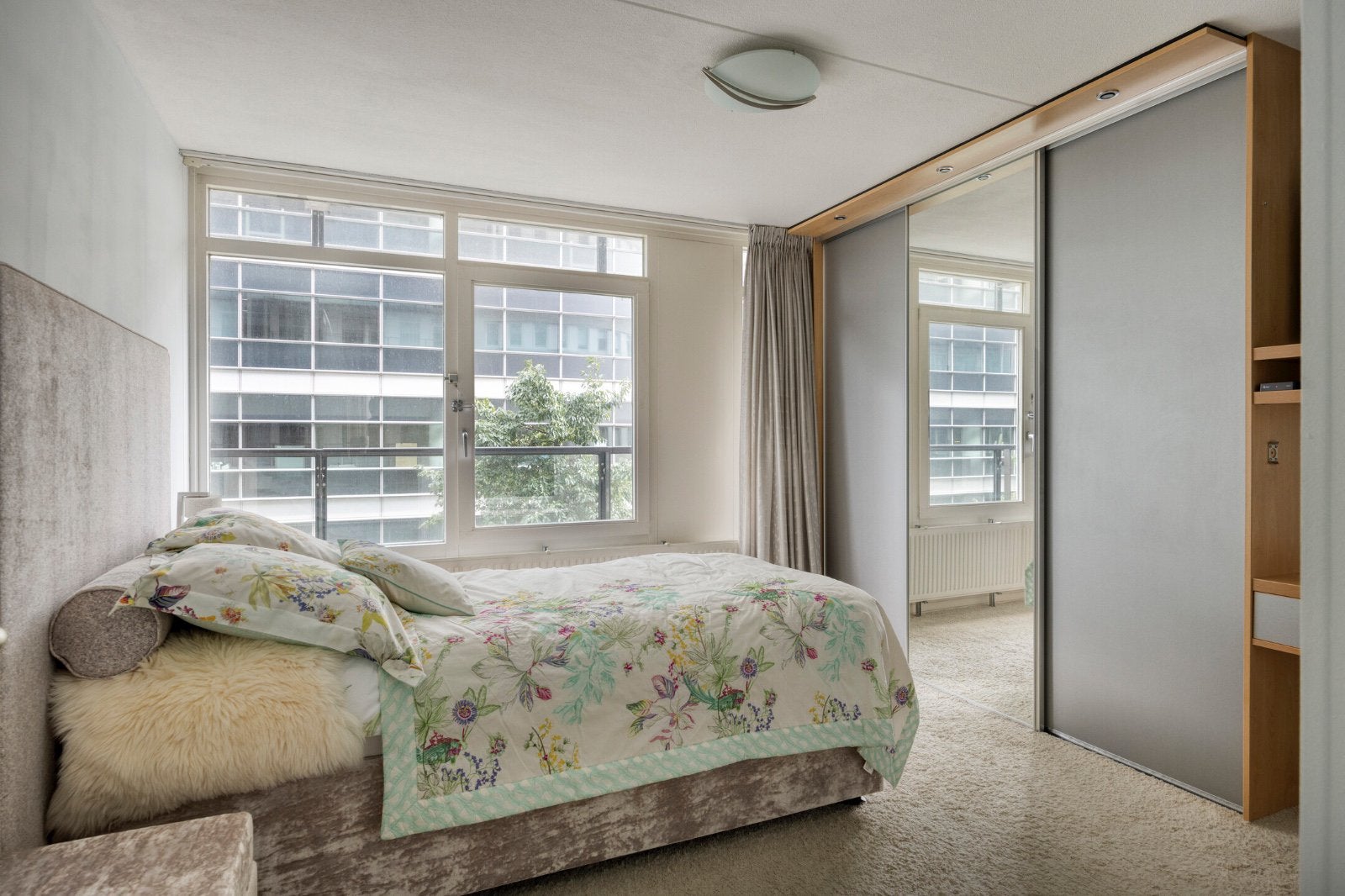 Ansterdam Amstel station Omval with parking., Huizen en Kamers, 87 m², 3 kamers, 1500 m² of meer, Appartement