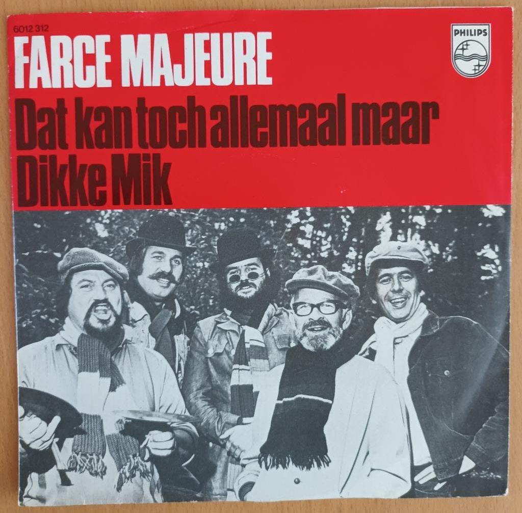 Farce Majeure - Dat Kan Toch Allemaal Maar, Fotohoes, 7 inch, Ophalen of Verzenden, Levenslied of Smartlap