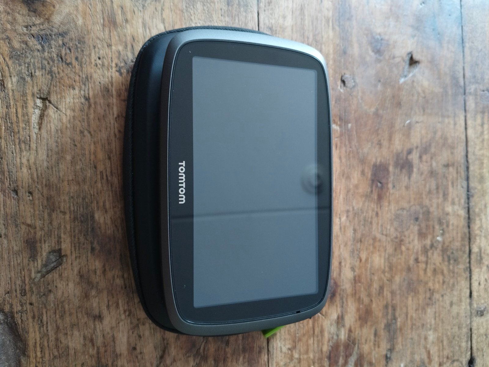 TomTom navigatiesysteem met accessoires en hoes, Ophalen