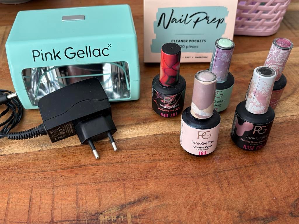 Gebruikte Pink Gellac set, Gebruikt, Overige kleuren, Ophalen of Verzenden, Handen en Nagels