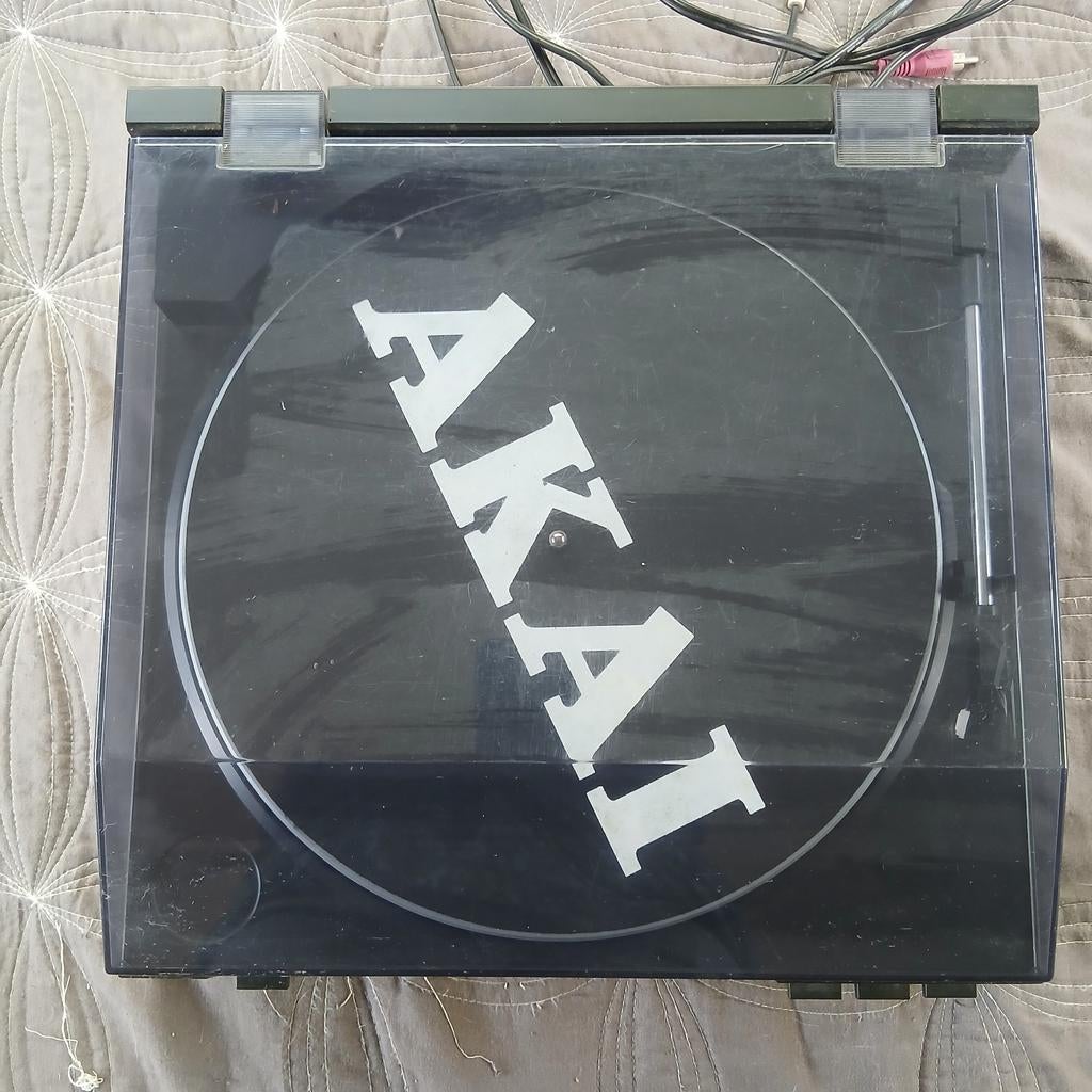 Akai usb platenspeler, ATTO1U, Ophalen of Verzenden, Akai