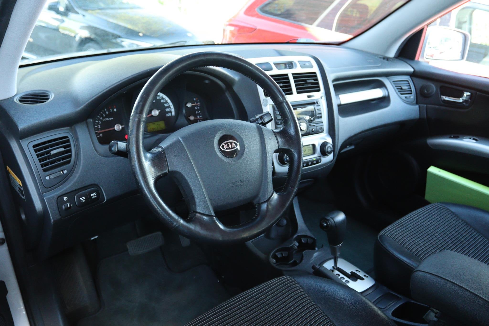 KIA SPORTAGE 2.7 V6 ADVENTURE 4WD | CRUISE | CLIMATE | TREKH, Auto's, Automaat, Stof, Gebruikt, 2656 cc