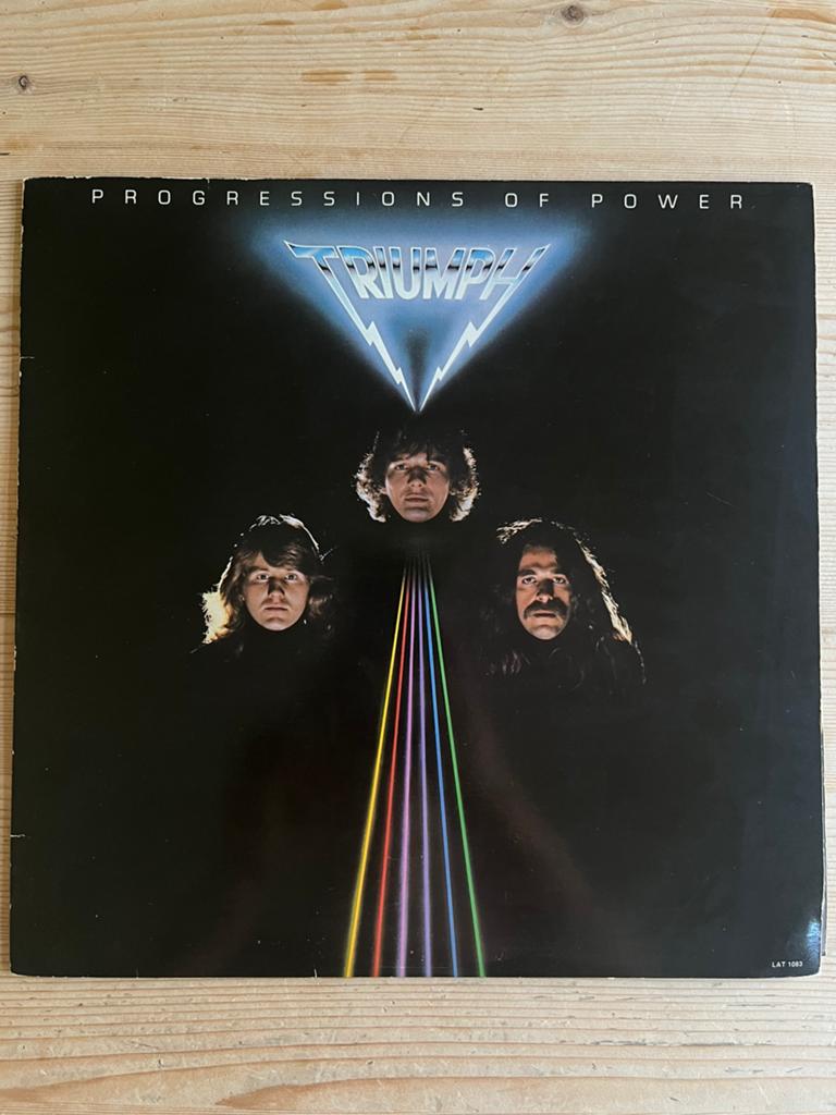 Triumph vinyls, Ophalen of Verzenden, Zo goed als nieuw