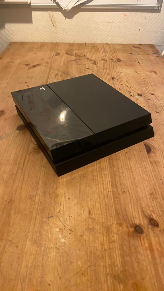 PlayStation 4 met controller en meerdere spelen, Ophalen of Verzenden, Zo goed als nieuw, Met 1 controller, Original