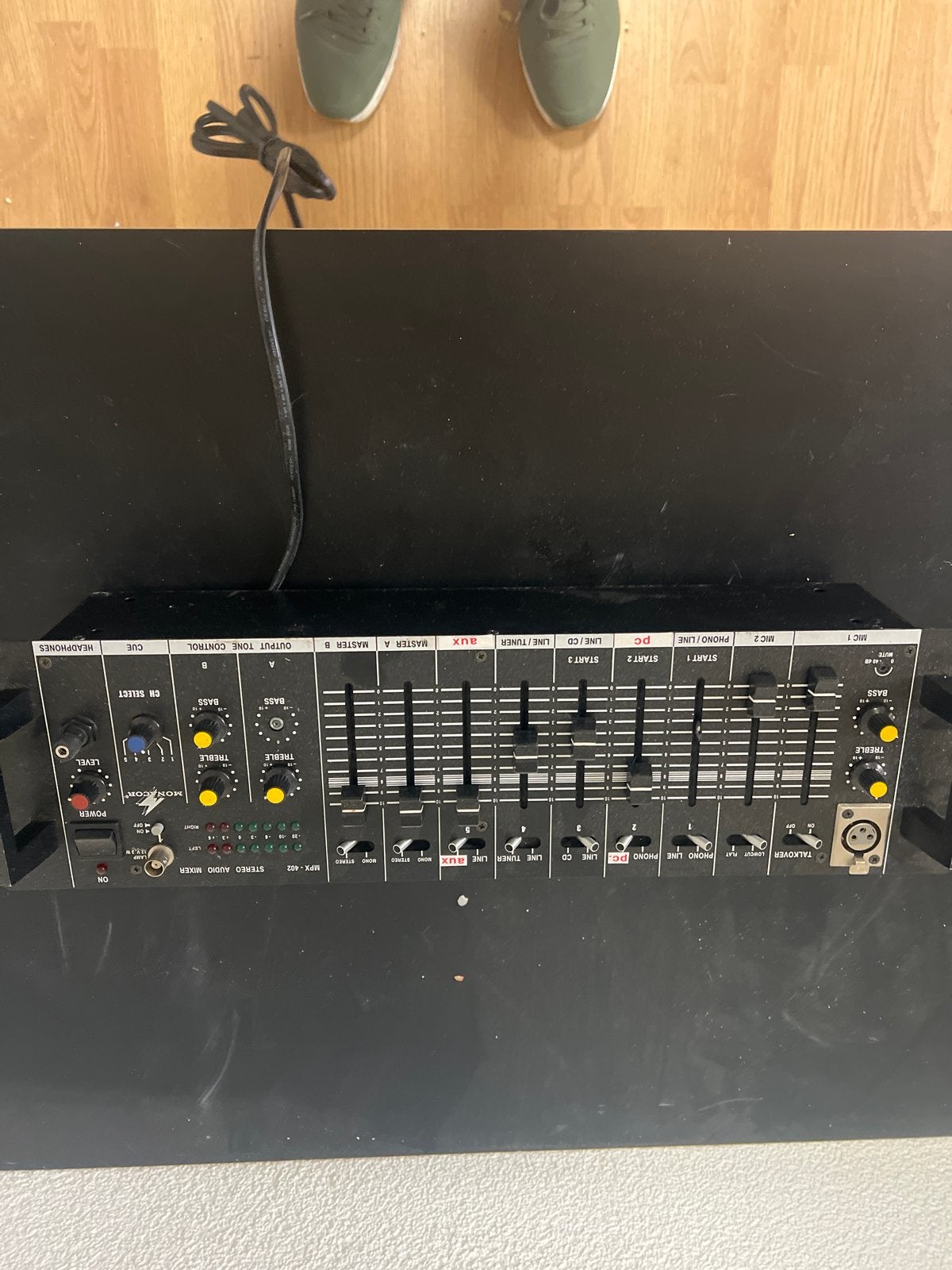 Stereo Audio Mixer met 5 kanalen en microfooningang, Muziek en Instrumenten, Mengpanelen, Ophalen of Verzenden, Gebruikt, Minder dan 5 kanalen