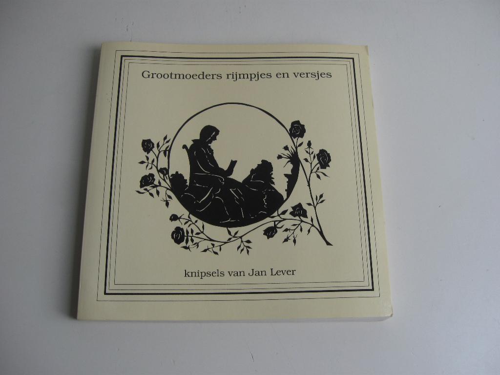 Grootmoeders rijmpjes en versjes knipsels Jan Lever, Ophalen of Verzenden, Gelezen