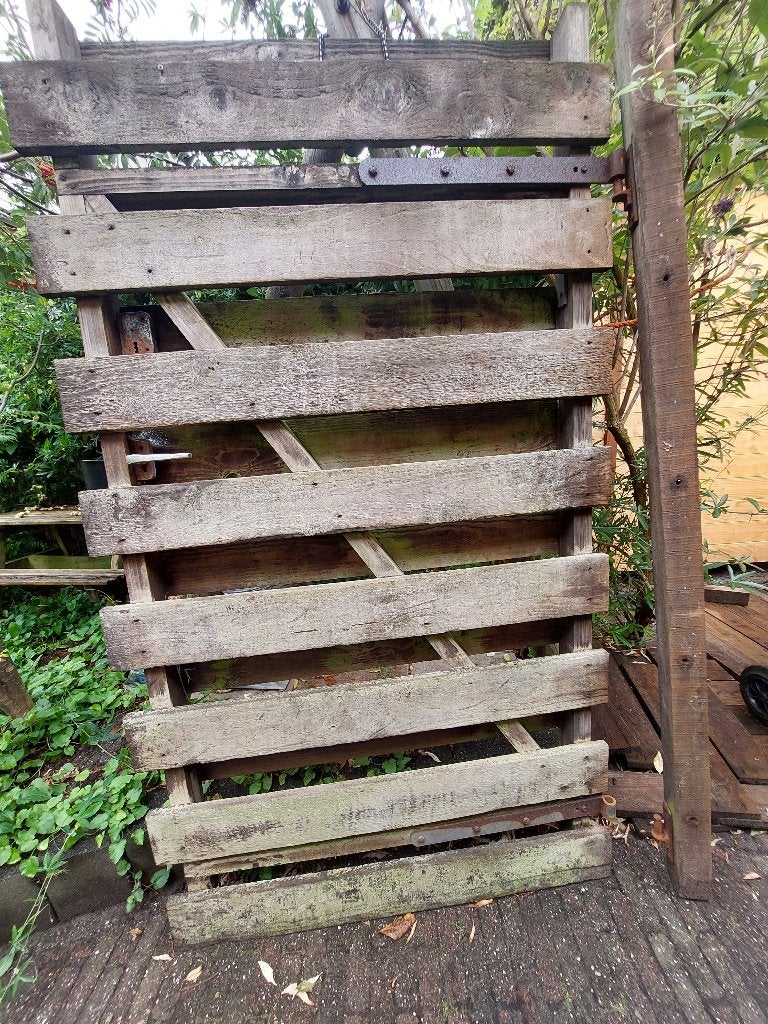 houten tuin/poort/schutting-deur incl. alle benodigdheden., Tuin en Terras, Tuinpoorten, Ophalen, Gebruikt, Minder dan 100 cm