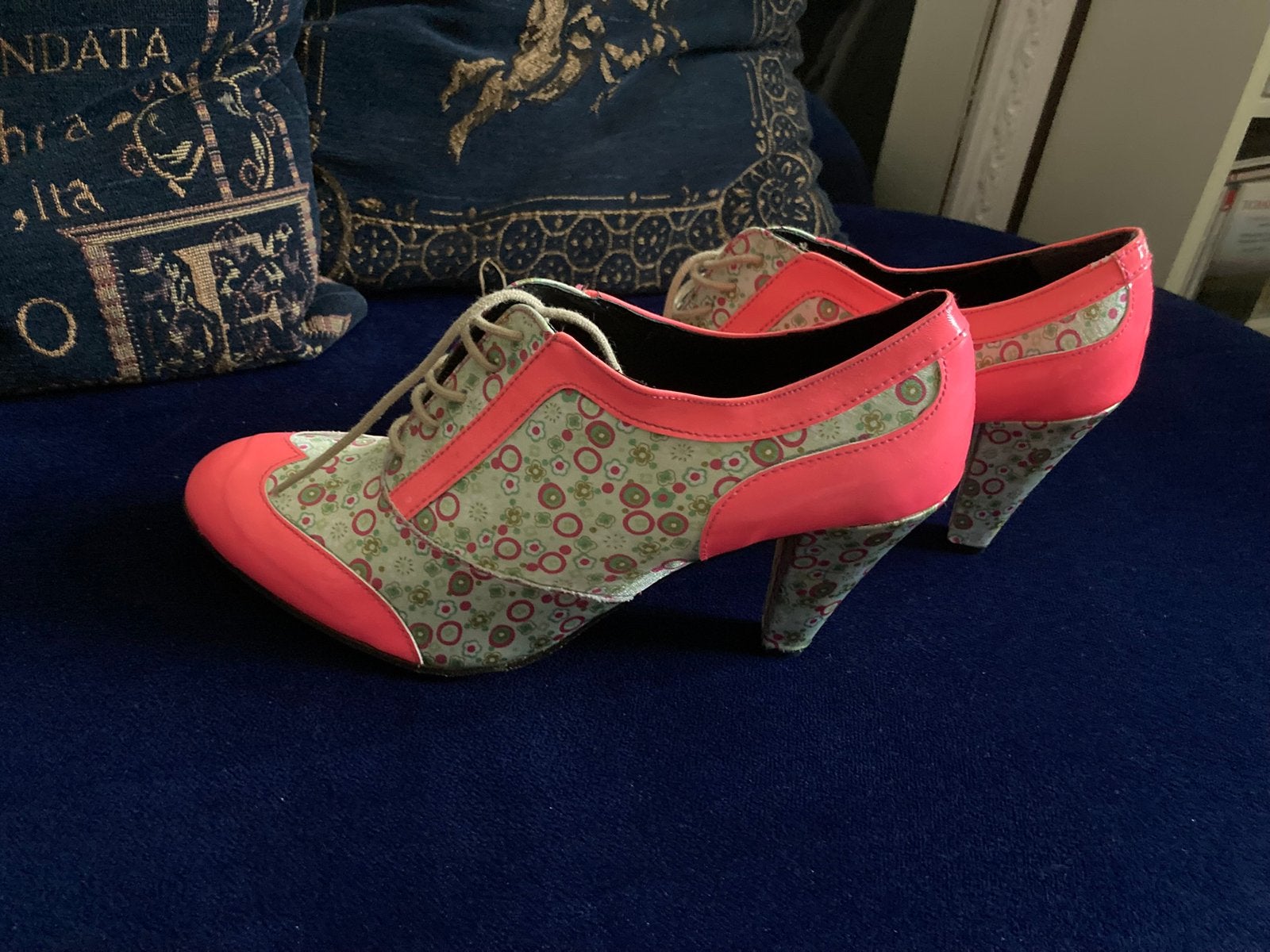 Artistieke schoenen , maat 42, Ophalen of Verzenden, Zo goed als nieuw, Schoenen met hoge hakken, Roze